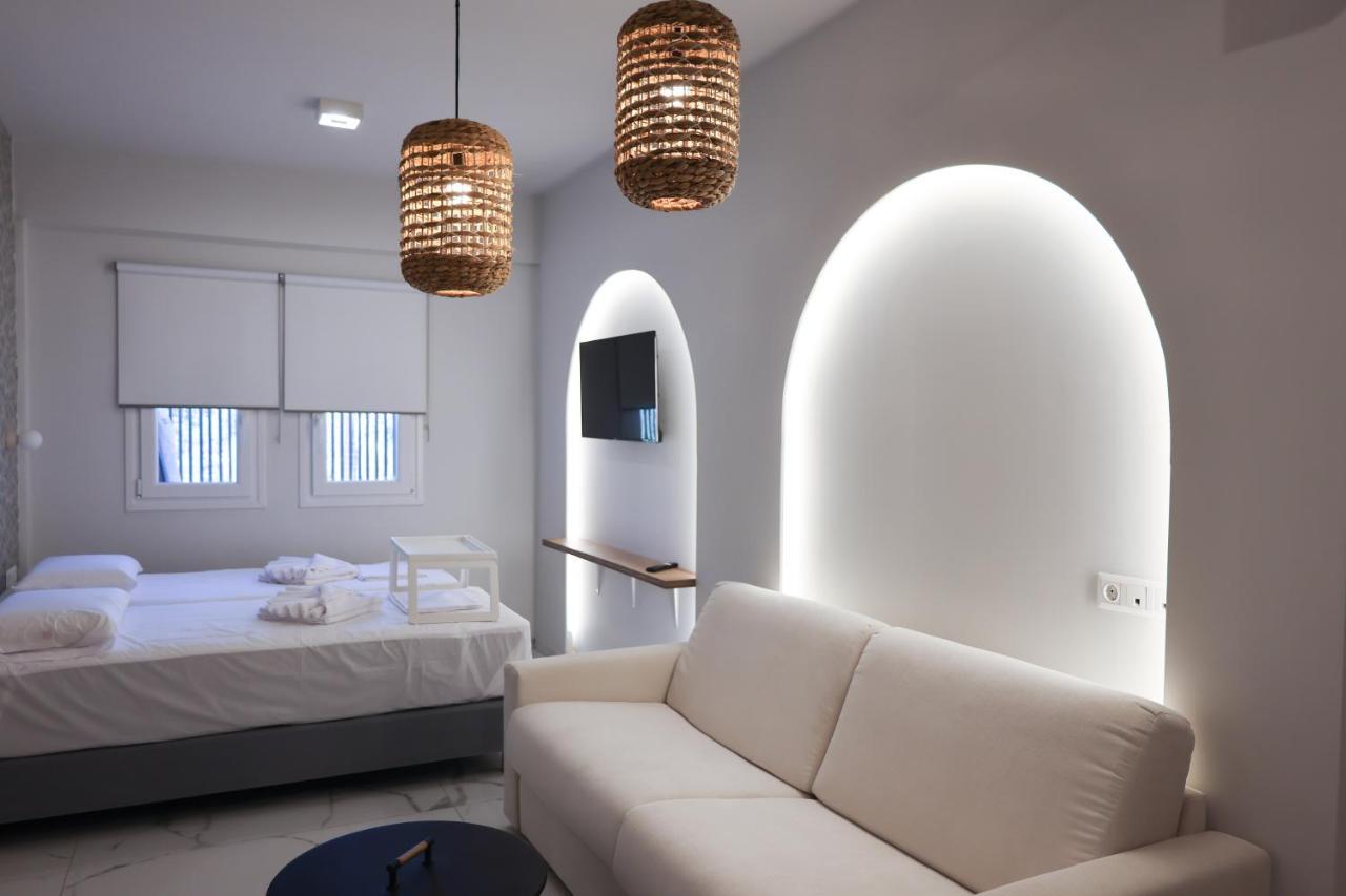 Uphill Unique Boutique Suites Skiathos Exterior photo