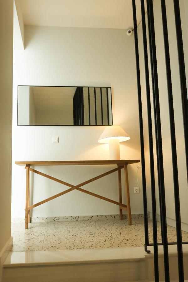 Uphill Unique Boutique Suites Skiathos Exterior photo
